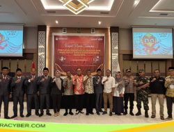 Bawaslu Bone Bersama 27 Panwascam Hadiri Pleno Penetapan Pasangan Bupati dan Wakil Bupati Bone Terpilih