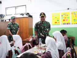 Panglima TNI Tinjau Program Makan Bergizi Gratis,Penerus Bangsa Yang Unggul