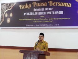 Buka Puasa Pengadilan Negeri Watampone, Wabup Andi Akmal Perkuat Sinergi Pemda dan Lembaga Peradilan
