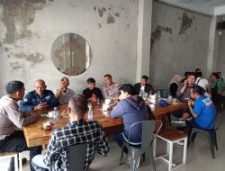 Polantas Polres Bone Ngopi Bareng Wartawan,Kasat Lantas: Kedepankan Edukasi dan Pendekatan Humanis