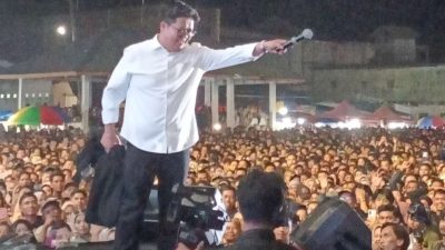Spektakuler,Kampung Kelahiran Rendi Solihin diguncang 4 Artis
