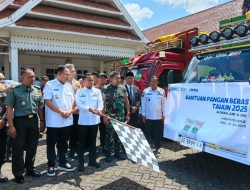 Bupati Bone Lepas Penyaluran Cadangan Beras Pemerintah untuk Bantuan Pangan Juni–Juli 2025