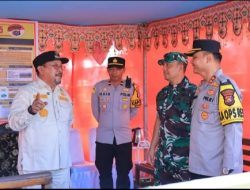 Bupati Bombana dan Forkopimda Tinjau Pos PAM Operasi Lilin Anoa 2025