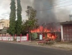 Rumah Sekcam Terbakar di Bengo, Warga Sempat Panik