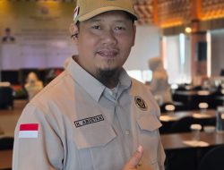 Ketua KBIHU Fatimah Azzahra Berangkatkan 387 Jemaah Haji Bone Melalui Embarkasi Makassar