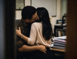 Oknum Dosen di Bone Bantah Isu Selingkuh, Sebut Foto Pertemuan di Hotel Tidak Ada