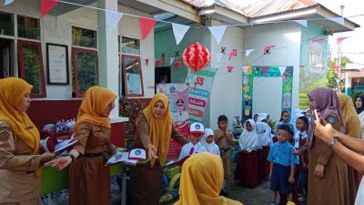 Sambut Murid Baru, Andi Tenri Ajeng Kepsek SD 9 TA Bone: Antusias dan Apresiasi Orang Tua Murid